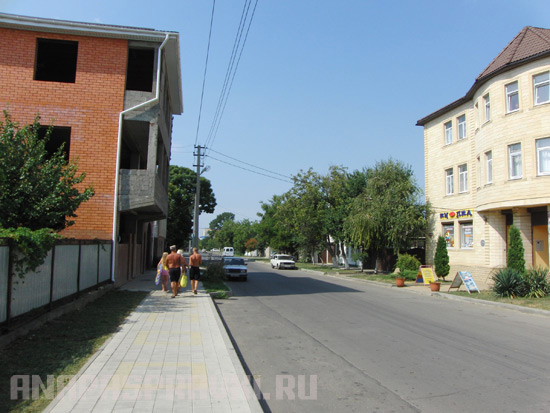 Улица Красноармейская в Анапе