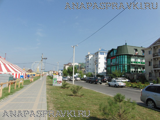 Проспект Южный в Витязево