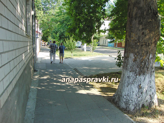 Нечетный квартал от ул. Шевченко до ул. Самбурова в Анапе